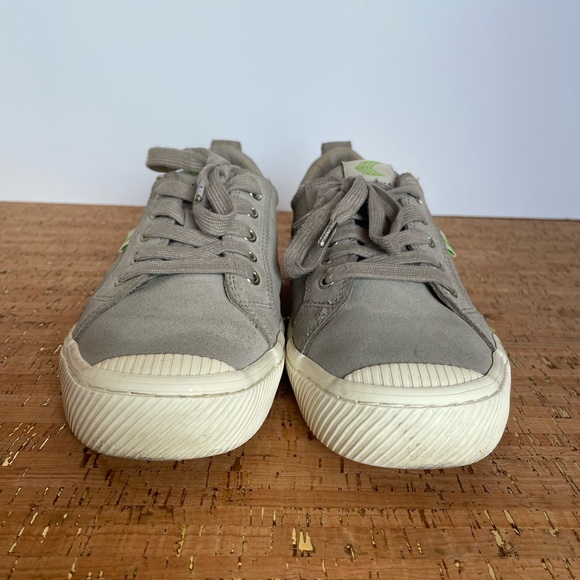 Cariuma Gray Suede Sneakers Womens 9 - Picture 2 of 9
